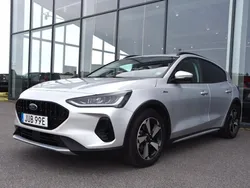 Grå Begagnad 2023 Ford Focus Business Edition Halvkombi | 199 900 kr (Bra pris)
