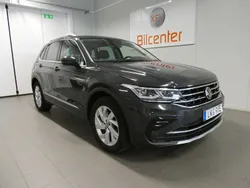 Grå Begagnad 2021 VW Tiguan Elegance SUV | 299 900 kr (Bra pris)