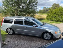 Silver Begagnad 2008 Volvo V70 Momentum Kombi | 15 000 kr