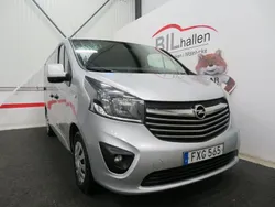 Grå Begagnad 2015 Opel Vivaro Van | 75 000 kr (Bra pris)