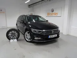 Svart Begagnad 2020 VW Passat R-line Kombi | 279 900 kr (Marknadspris)