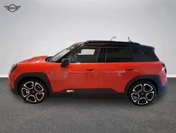 Röd Begagnad 2024 Mini Aceman SUV | 484 900 kr