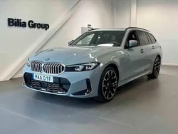 Grå Begagnad 2025 BMW 330e Kombi | 619 900 kr