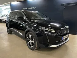 Svart Begagnad 2023 Peugeot 5008 GTi Minibuss | 329 900 kr (Marknadspris)