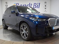 Blå Begagnad 2024 BMW X5 M Sport SUV | 979 500 kr