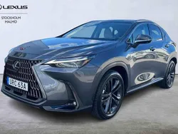 Grå Begagnad 2025 Lexus NX350h SUV | 559 000 kr