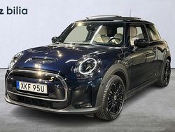 Blå Begagnad 2023 Mini Cooper Halvkombi | 249 900 kr (Marknadspris)