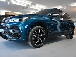 Mörkblå Ny 2025 VW Tiguan R-line Edition SUV | 702 800 kr