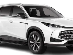 Vit Ny 2024 MG HS Luxury SUV | 439 990 kr (Marknadspris)