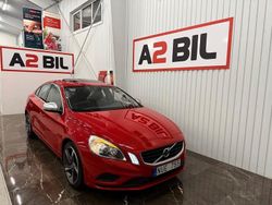 Röd Begagnad 2011 Volvo S60 R-Design Sedan | 89 900 kr (Marknadspris)
