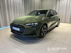 Mörkgrön (grön) Begagnad 2025 Audi A3 Sportback Advanced Halvkombi | 369 900 kr