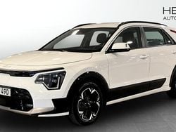 Vit (white) Begagnad 2022 Kia e-Niro SUV | 329 900 kr (Lite dyr)