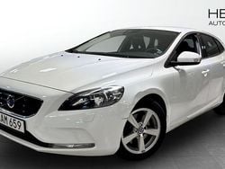 Vit (white) Begagnad 2016 Volvo V40 Kombi | 134 900 kr (Bra pris)