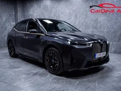 Grå Begagnad 2023 BMW iX Comfort Edition SUV | 879 800 kr (Bra pris)