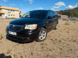 Svart Begagnad 2011 Lancia Voyager Minibuss | 79 900 kr (Dyr)