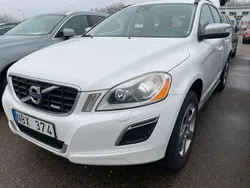 Vit Begagnad 2013 Volvo XC60 R-Design SUV | 119 000 kr (Superpris)