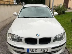 Vit Begagnad 2010 BMW 118 Advantage Halvkombi | 45 000 kr (Bra pris)