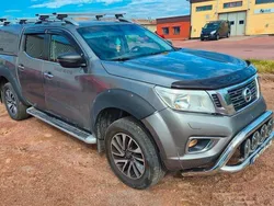 Grå Begagnad 2016 Nissan Navara Pickup | 81 250 kr