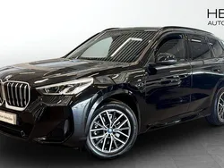 Svart (black) Begagnad 2024 BMW X1 M Sport SUV | 524 700 kr (Marknadspris)