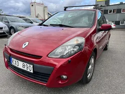Röd Begagnad 2010 Renault Clio R.S. Halvkombi | 29 999 kr (Bra pris)