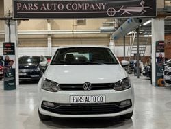 Vit Begagnad 2014 VW Polo Halvkombi | 89 900 kr (Marknadspris)