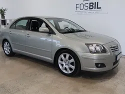 Ljusgrön Begagnad 2007 Toyota Avensis Sedan | 69 900 kr (Lite dyr)