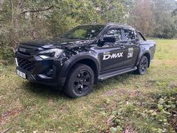 Svart Ny 2024 Isuzu D-Max Pickup | 610 000 kr