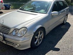 Silver Begagnad 2005 Mercedes C230 Avantgarde Kombi | 24 000 kr