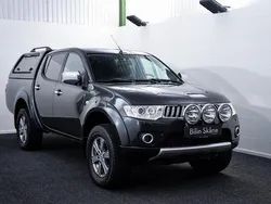 Mörkgrå (grå) Begagnad 2012 Mitsubishi L200 Pickup | 129 900 kr (Marknadspris)