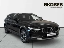 Begagnad 2024 Volvo V90 CC Kombi | 499 100 kr (Marknadspris)