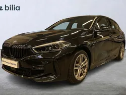 Svart Begagnad 2021 BMW 118 M Sport Halvkombi | 279 900 kr (Dyr)