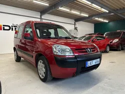 Röd Begagnad 2007 Peugeot Partner Minibuss | 99 500 kr