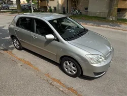Silver Begagnad 2006 Toyota Corolla Halvkombi | 69 000 kr (Marknadspris)