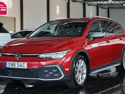 Röd Begagnad 2021 VW Golf Alltrack Kombi | 269 500 kr (Marknadspris)