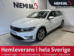 Vit Begagnad 2017 VW Passat Kombi | 209 900 kr (Marknadspris)