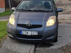 Blå Begagnad 2009 Toyota Yaris Halvkombi | 35 000 kr (Superpris)