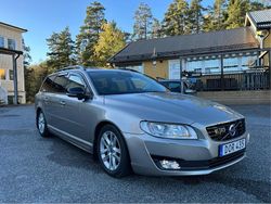 Brun Begagnad 2015 Volvo V70 Dynamic Kombi | 125 000 kr