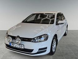 Vit Begagnad 2015 VW Golf VII Halvkombi | 100 000 kr (Bra pris)