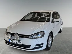 Vit Begagnad 2015 VW Golf VII Halvkombi | 100 000 kr (Bra pris)
