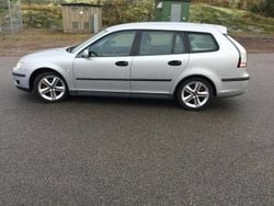 Grå Begagnad 2006 Saab 9-3 Linear Kombi | 39 000 kr