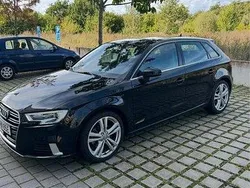 Svart Begagnad 2020 Audi A3 Sportback Comfort Halvkombi | 196 000 kr (Bra pris)