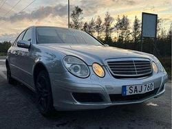 Grå Begagnad 2003 Mercedes E200 Sedan | 26 000 kr (Marknadspris)