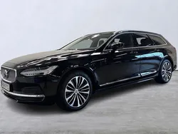 Svart Begagnad 2023 Volvo V90 Core Kombi | 399 900 kr (Marknadspris)
