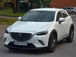 Vit Begagnad 2016 Mazda CX-3 SUV | 144 700 kr (Marknadspris)