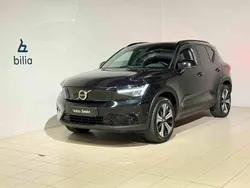 Svart Begagnad 2023 Volvo XC40 Single Motor SUV | 368 500 kr