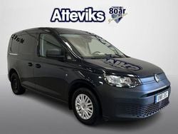 Blå Begagnad 2022 VW Caddy Minibuss | 209 000 kr (Bra pris)