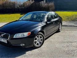 Svart Begagnad 2009 Volvo S80 Momentum Sedan | 43 000 kr (Bra pris)