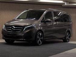 Grå (brun) Begagnad 2017 Mercedes V250 Minibuss | 489 000 kr (Lite dyr)