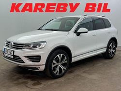Vit Begagnad 2017 VW Touareg R-line SUV | 224 900 kr (Marknadspris)