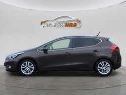 Brun Begagnad 2013 Kia Ceed Halvkombi | 104 900 kr (Marknadspris)